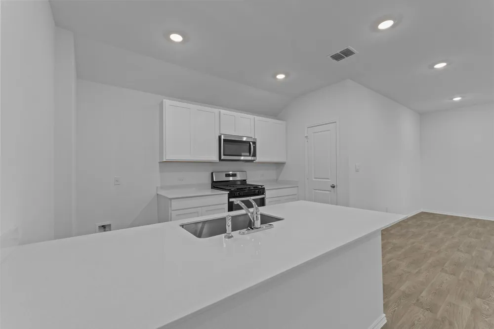 308 Nizao Lane Bastrop, TX 78602
