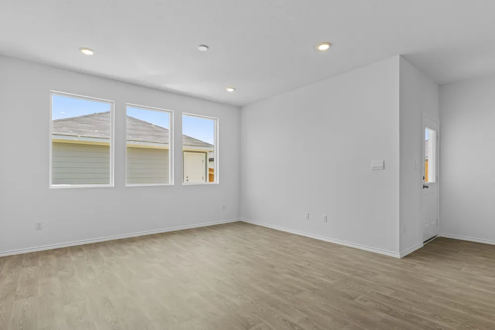 308 Nizao Lane Bastrop, TX 78602