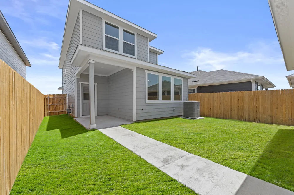 308 Nizao Lane Bastrop, TX 78602