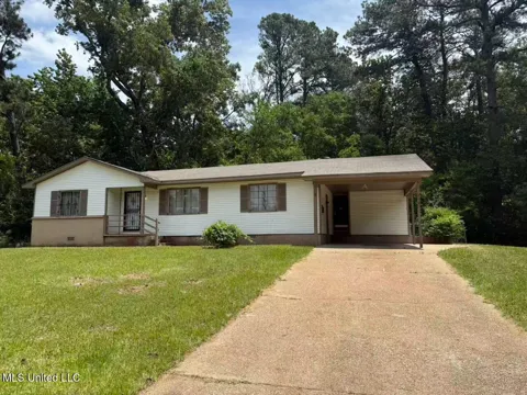 4420 Woodland Avenue