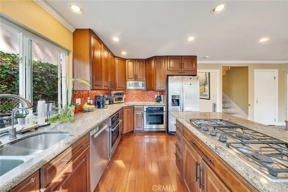 14751 Deer Park St Irvine, CA 92604