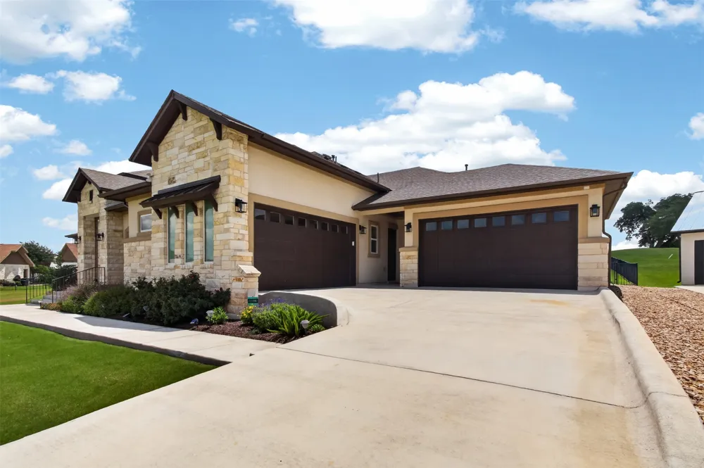 104 Far Meadow Drive Kingsland, TX 78639