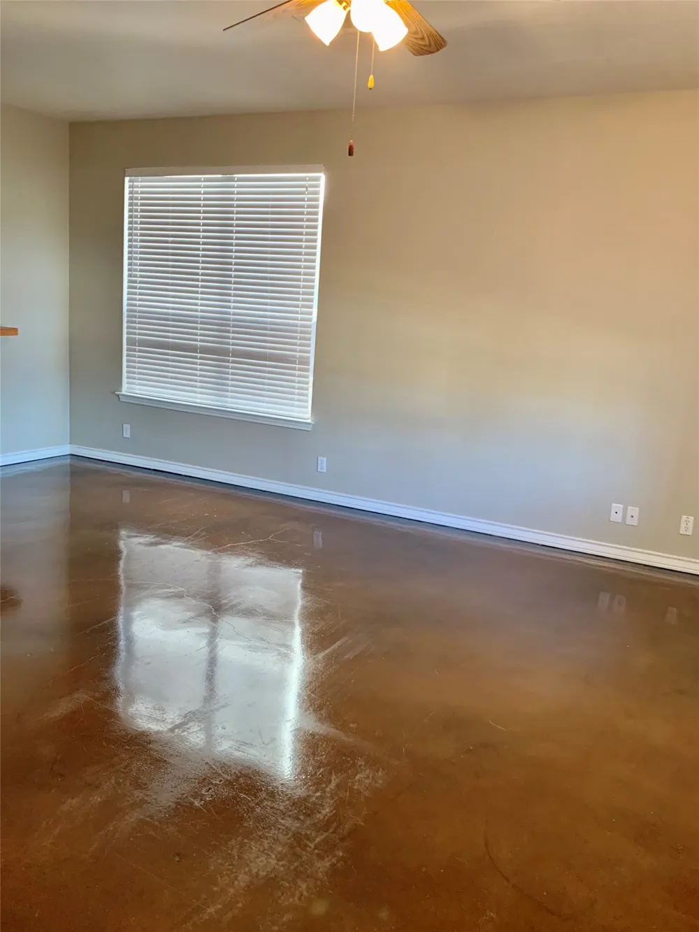200 SANDSTONE DRIVE #A Jarrell, TX 76537