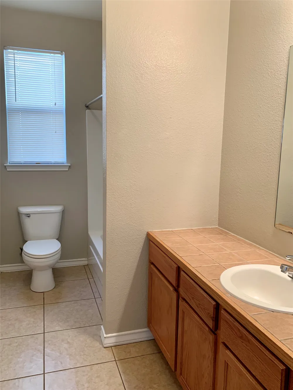 200 SANDSTONE DRIVE #A Jarrell, TX 76537