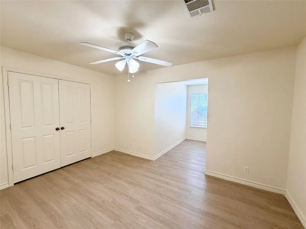 200 SANDSTONE DRIVE #A Jarrell, TX 76537