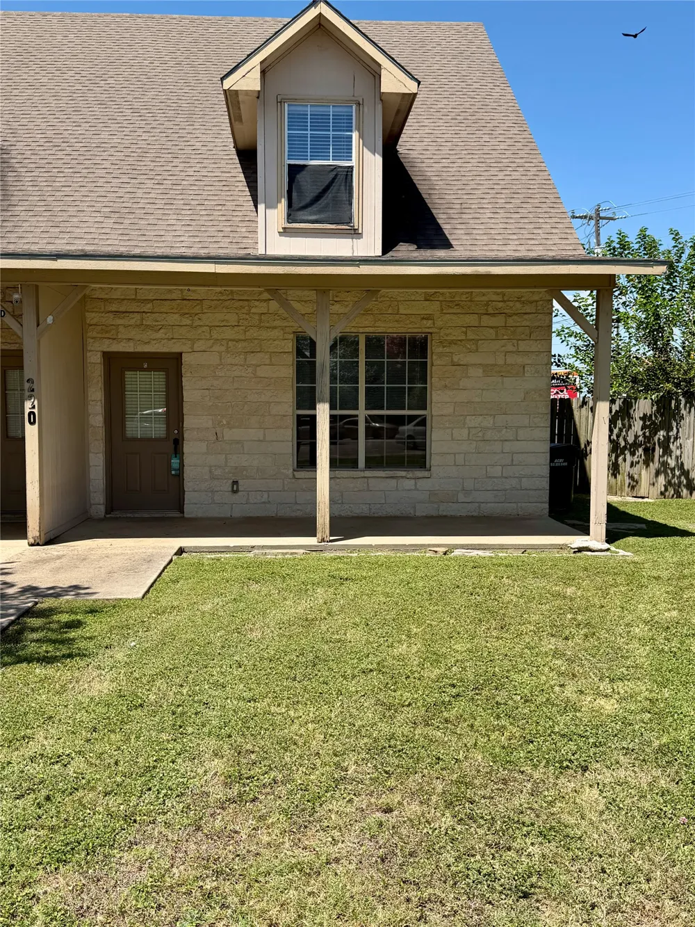 200 SANDSTONE DRIVE #A Jarrell, TX 76537