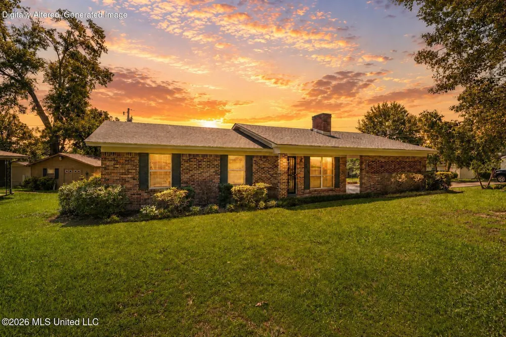 2072 Oakhurst Drive Grenada, MS 38901