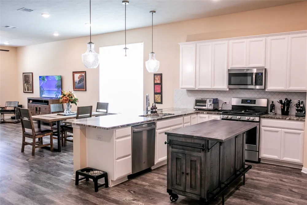 2010 Winepress Road Brenham, TX 77833