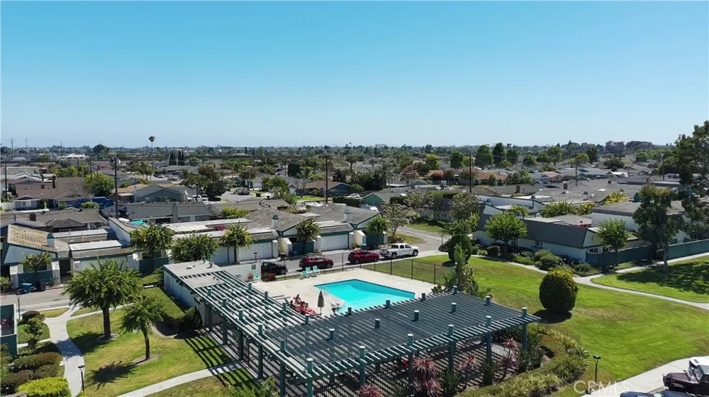 6949 Danvers Garden Grove, CA 92845