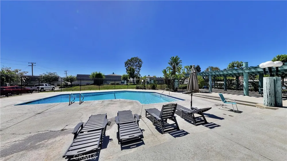 6949 Danvers Garden Grove, CA 92845