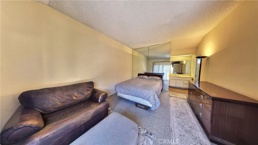 6949 Danvers Garden Grove, CA 92845