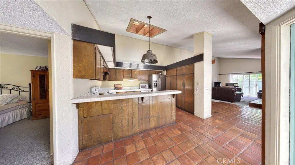 6949 Danvers Garden Grove, CA 92845