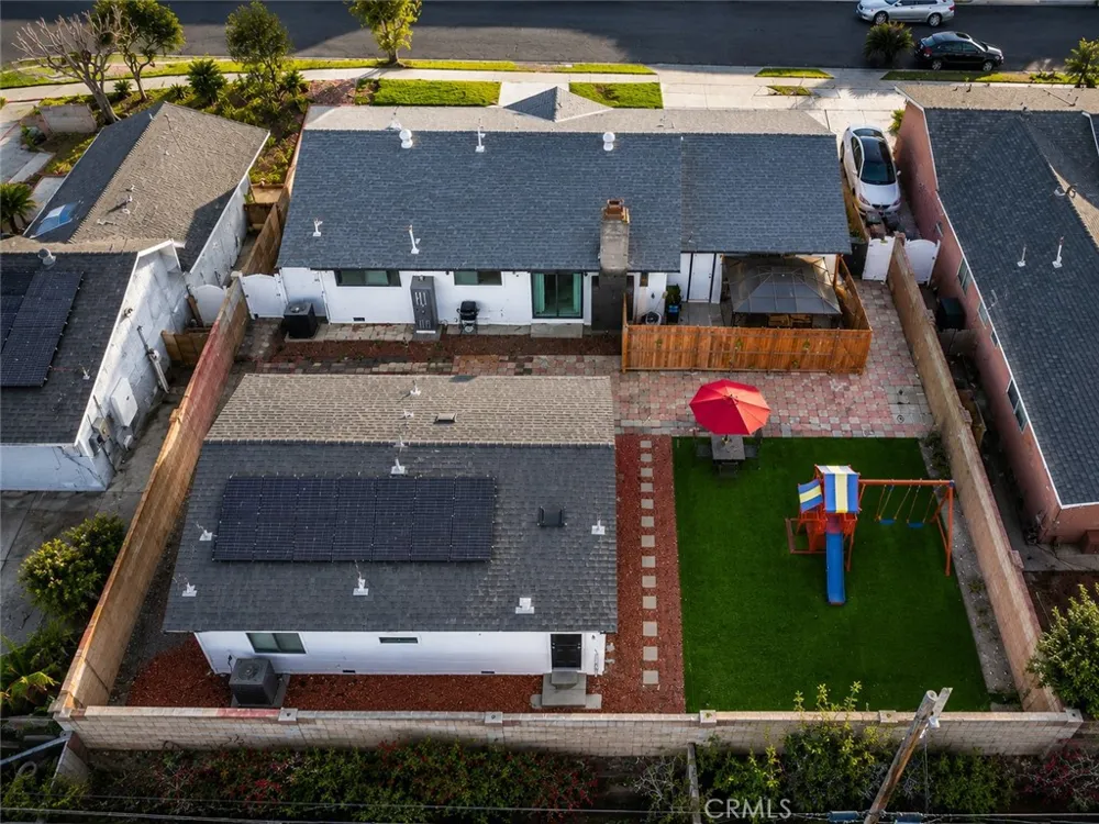 11307 Jane Stanton, CA 90680