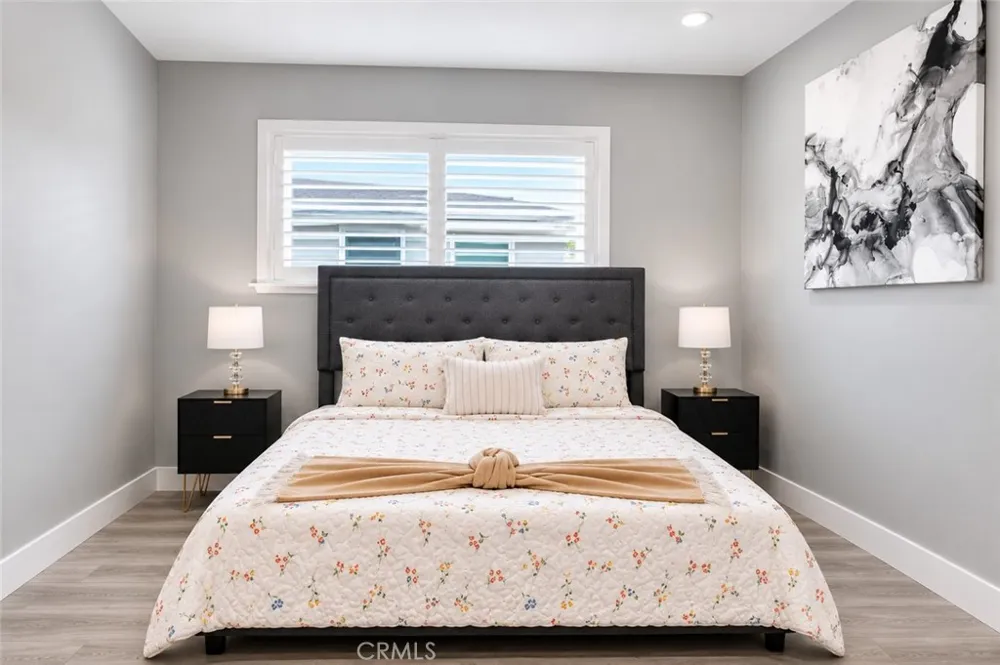 11307 Jane Stanton, CA 90680