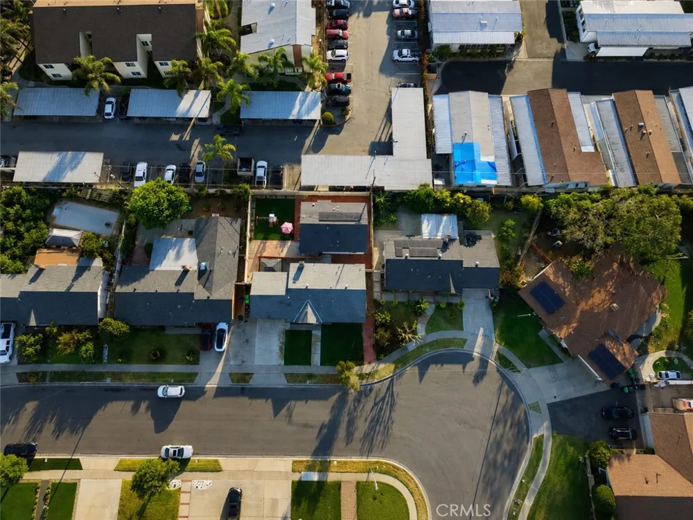 11307 Jane Stanton, CA 90680