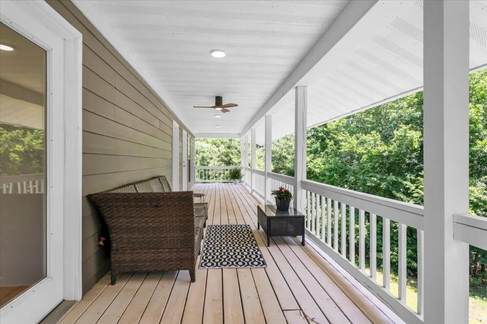 619 BRIDGE VIEW CV Bath Springs, TN 38311