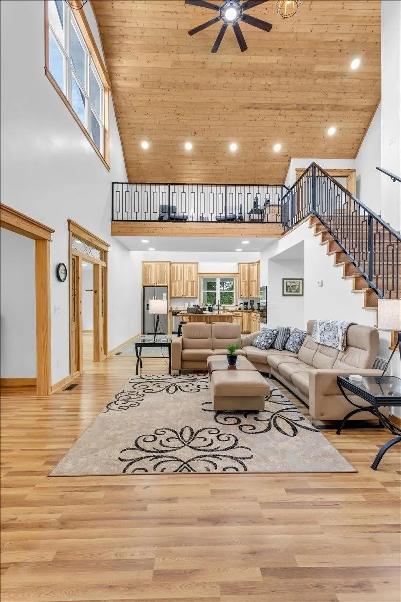 619 BRIDGE VIEW CV Bath Springs, TN 38311