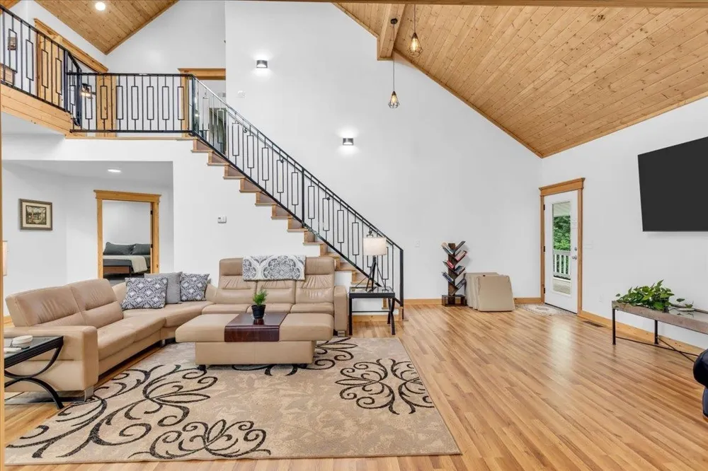 619 BRIDGE VIEW CV Bath Springs, TN 38311