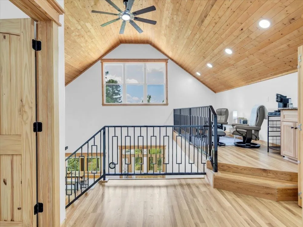 619 BRIDGE VIEW CV Bath Springs, TN 38311