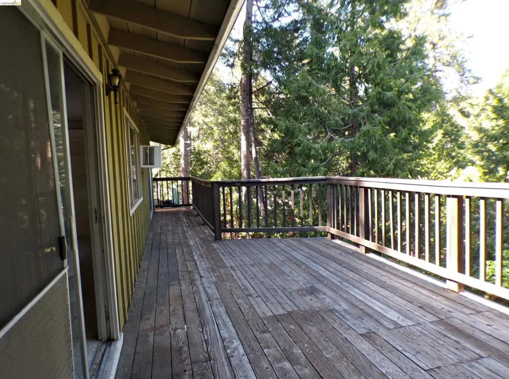20663 Haiapo Rd Mi Wuk Village, CA 95346