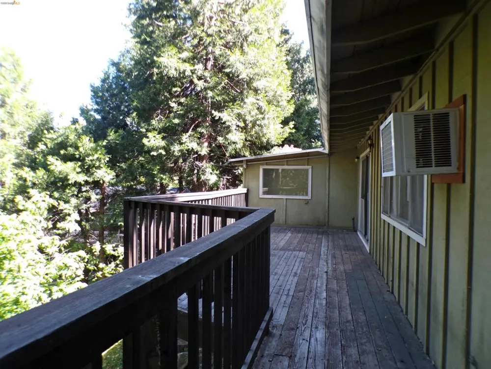 20663 Haiapo Rd Mi Wuk Village, CA 95346