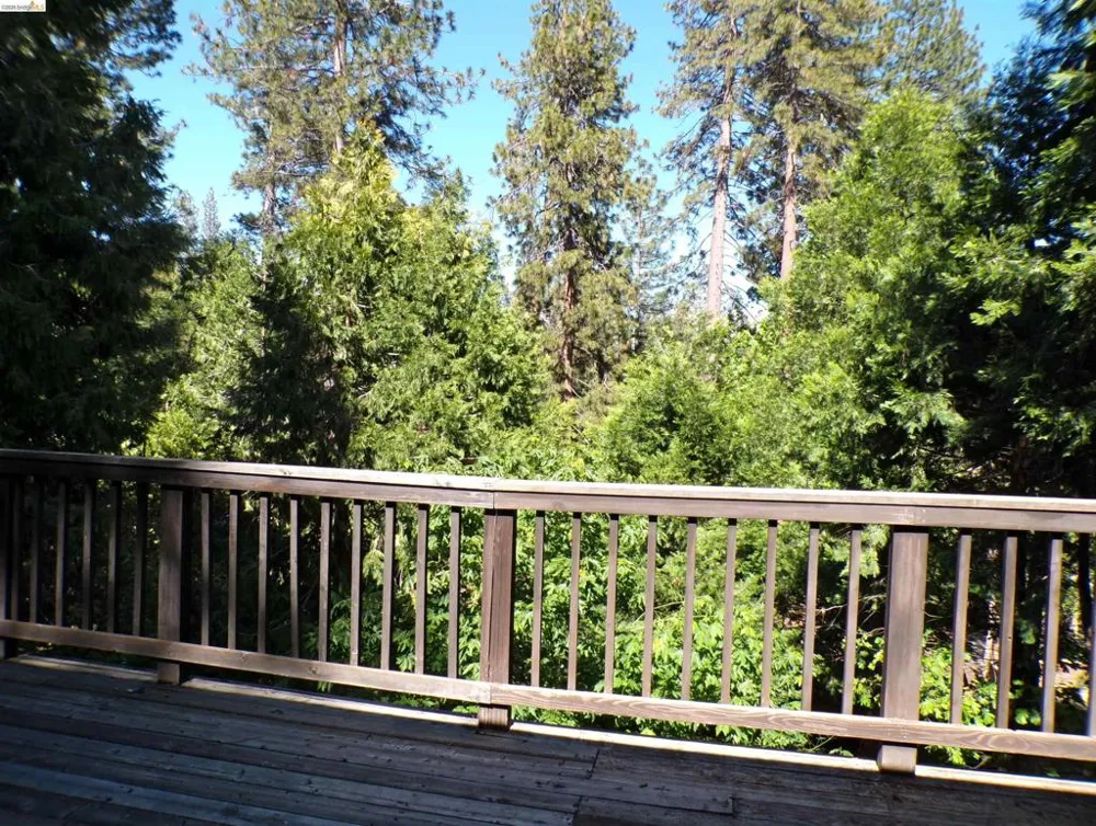 20663 Haiapo Rd Mi Wuk Village, CA 95346