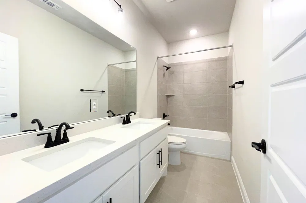 9609 Gladsome Path Manor, TX 78653