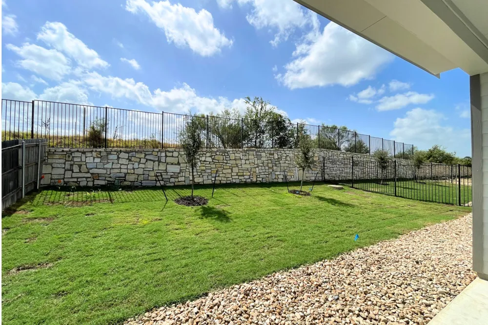 9609 Gladsome Path Manor, TX 78653
