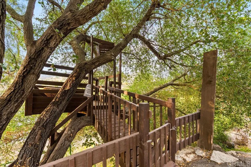 2870 Twin Oaks Valley Road San Marcos, CA 92069
