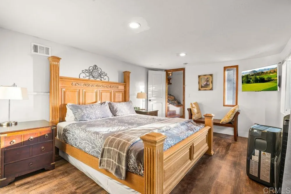 2870 Twin Oaks Valley Road San Marcos, CA 92069