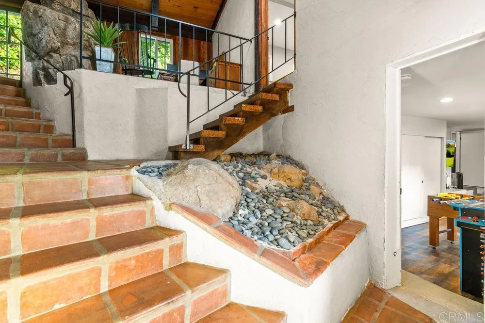 2870 Twin Oaks Valley Road San Marcos, CA 92069