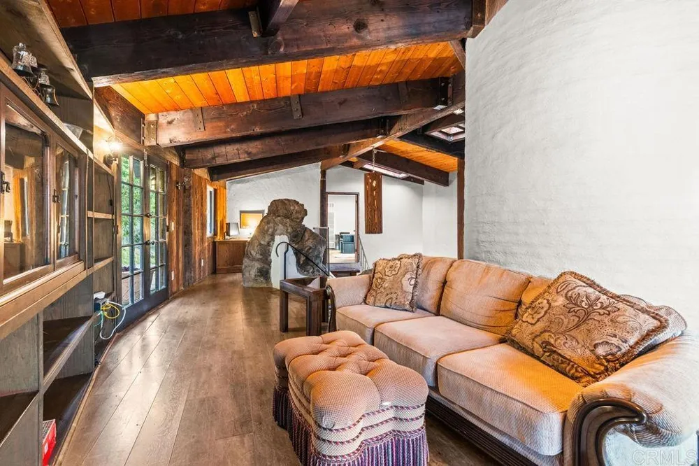 2870 Twin Oaks Valley Road San Marcos, CA 92069