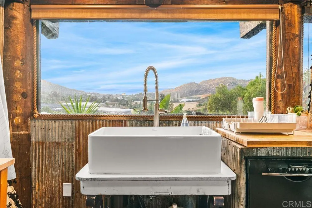 2870 Twin Oaks Valley Road San Marcos, CA 92069