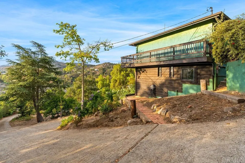 2870 Twin Oaks Valley Road San Marcos, CA 92069