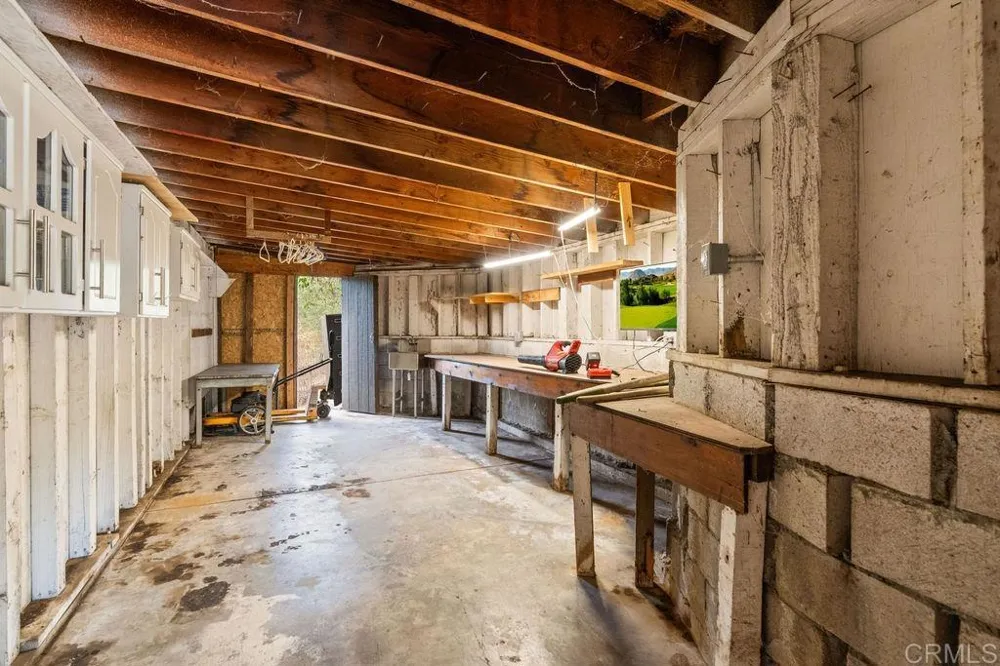 2870 Twin Oaks Valley Road San Marcos, CA 92069