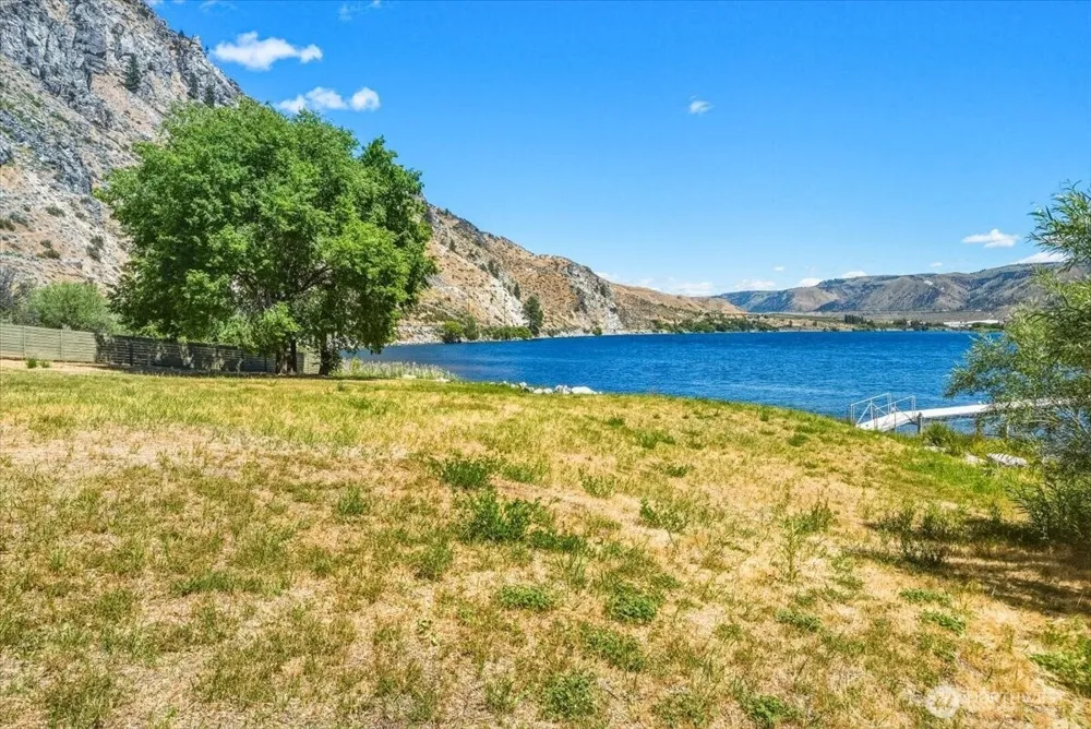200 Stayman Flats Rd Chelan, WA 98816
