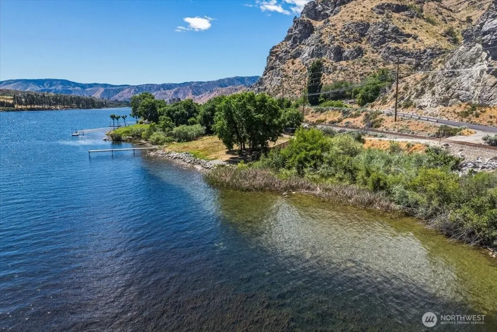 200 Stayman Flats Rd Chelan, WA 98816