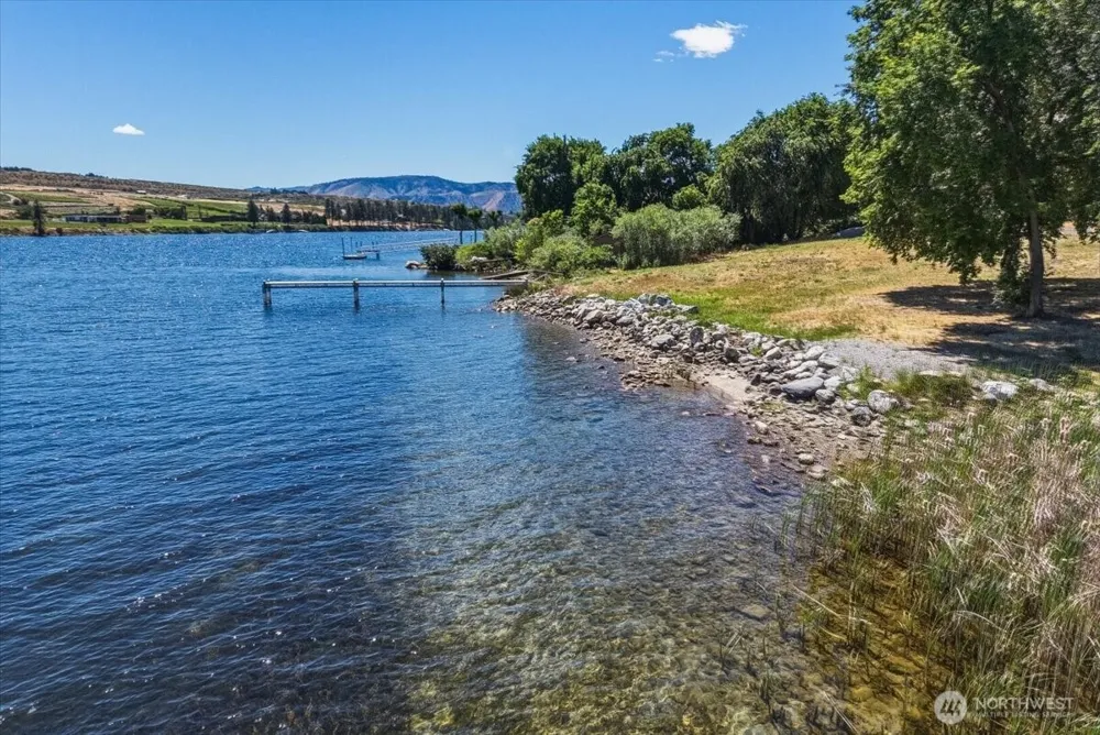 200 Stayman Flats Rd Chelan, WA 98816
