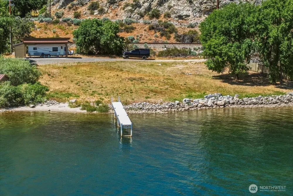 200 Stayman Flats Rd Chelan, WA 98816