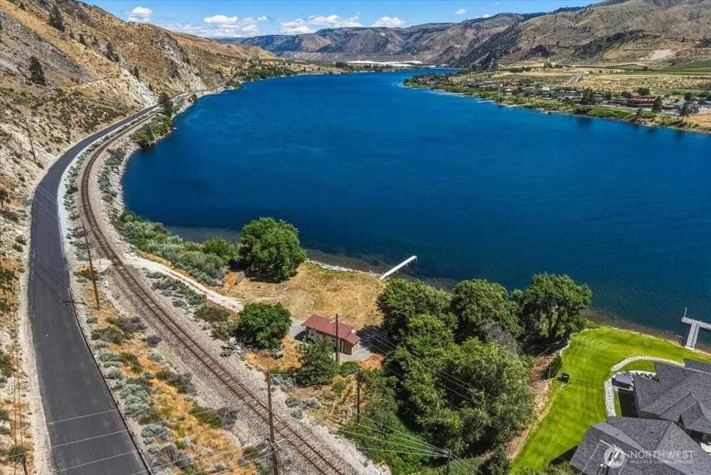 200 Stayman Flats Rd Chelan, WA 98816
