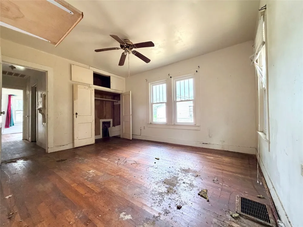 702 E 18th Street Cameron, TX 76520