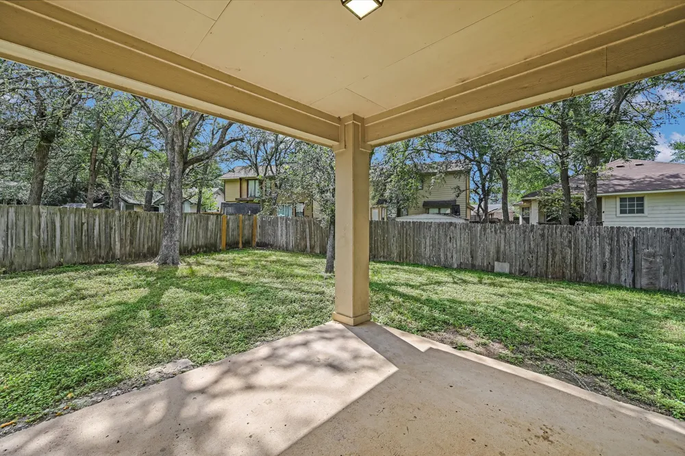 108 Mockingbird Circle Cedar Creek, TX 78612