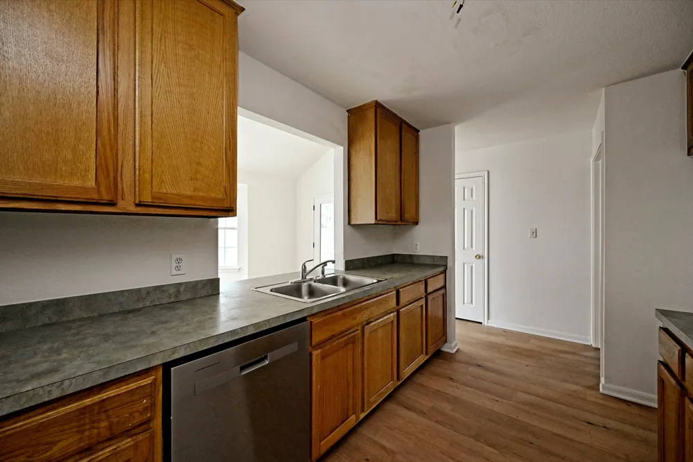 108 Mockingbird Circle Cedar Creek, TX 78612