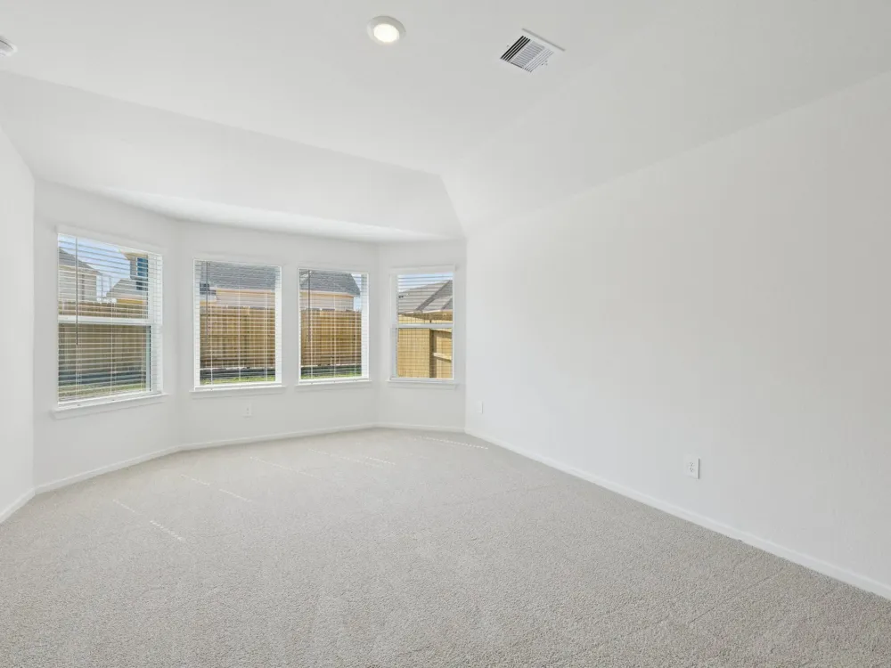 12504 Saint Thomas Drive Del Valle, TX 78617