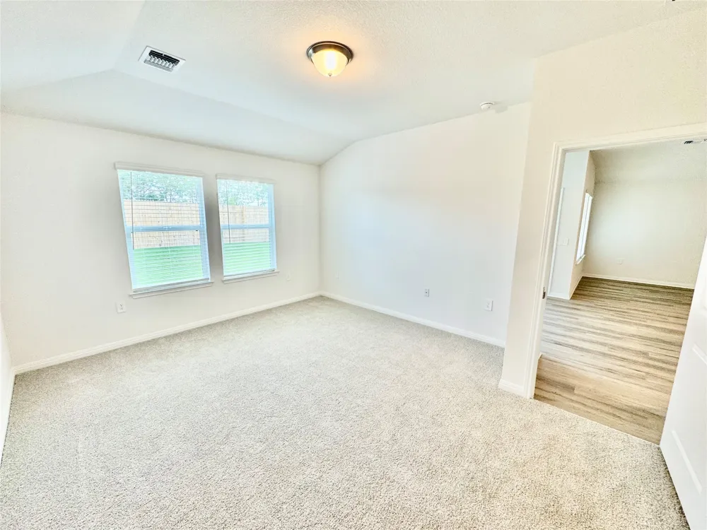 12504 Saint Thomas Drive Del Valle, TX 78617