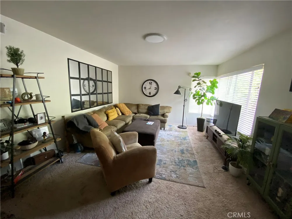 136 Echo Run Irvine, CA 92614