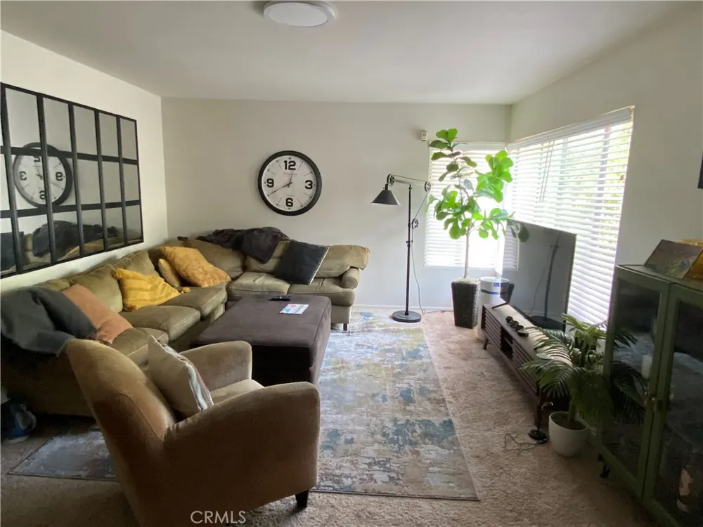 136 Echo Run Irvine, CA 92614