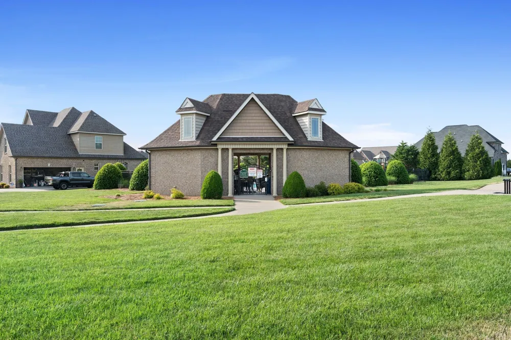 1807 Rhonda Dr Christiana, TN 37037