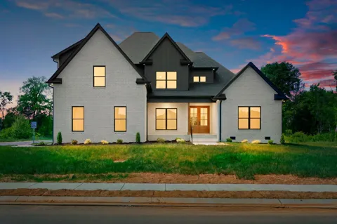 1807 Rhonda Dr