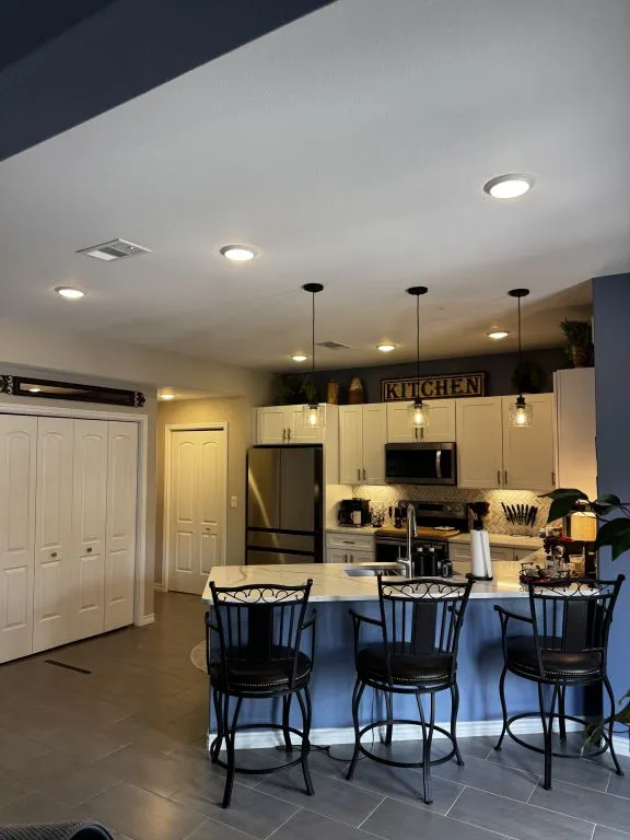 626 HILLCLIMB Canyon Lake, TX 78133